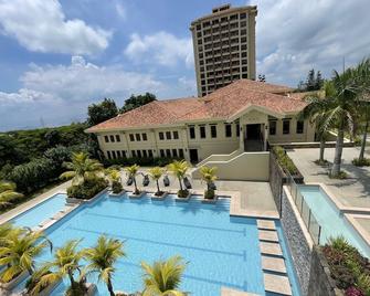 Splendido Tower 2 Ann's Unit - Tagaytay - Pool