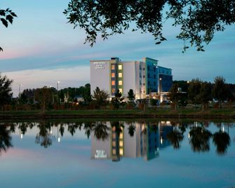 Springhill Suites By Marriott Tampa Suncoast Parkway - Land O' Lakes - Gebäude