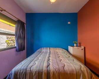 Del Barcito Hostel and Suites - Punta del Este - Camera da letto