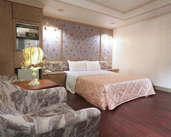 Kings Hotel - Yilan City - Habitación
