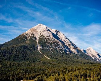 No. 1, apartment / 1 bedroom / shower, WC - Haus Schönberg - Leutasch - Vista del exterior