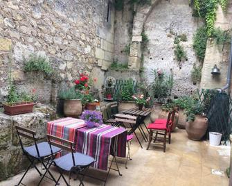 La Maison Colline - Saint-Émilion - Pati