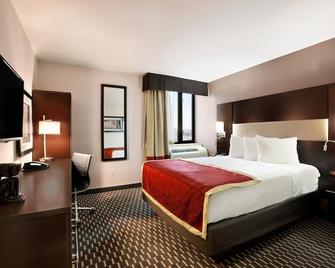 AirTrain Plaza Hotel JFK Airport - Queens - Bedroom