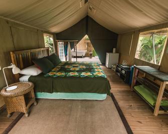 Ikurangi Eco Retreat - Avarua - Sypialnia