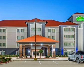La Quinta Inn & Suites by Wyndham Gainesville - Gainesville - Edificio