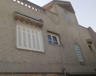 Top apartment Hergla-own entrance - Tunis - Bâtiment