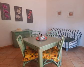 Residenza Desideri di Gallura - Santa Teresa Gallura - Menjador