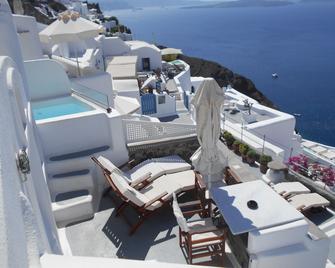 Rimida Villas - Oia - Balcony