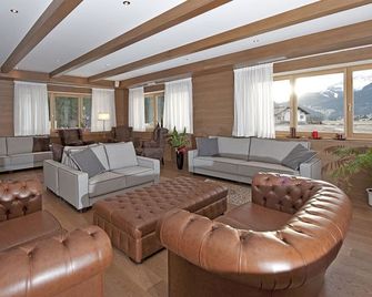 Golden Park Resort - Campitello di Fassa - Salon