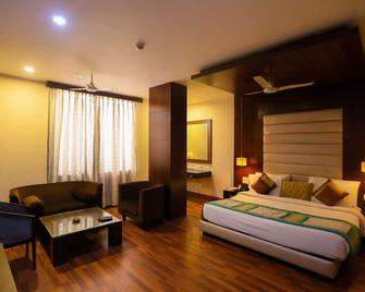 Millennium Boutique Hotel - Faridabad - Bedroom