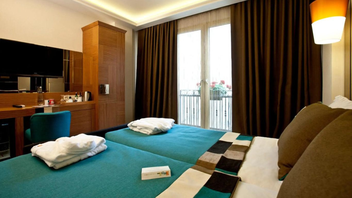 كولاج تقسيم