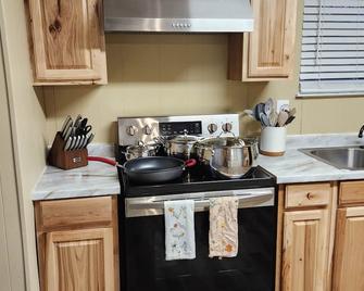 s2. Lakeside house in Scottsboro - Scottsboro - Kitchen