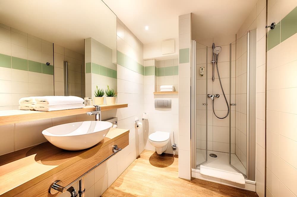 Hotel Sachsen Anhalt - Barleben - Bathroom