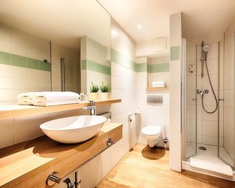 Hotel Sachsen Anhalt - Barleben - Bathroom