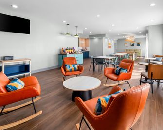 Spark by Hilton Corpus Christi Southeast - Corpus Christi - Lounge