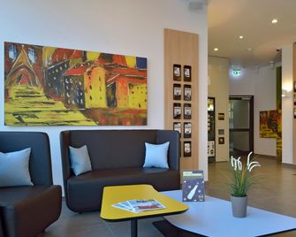 B&b Hotel Erfurt-Hbf - ארפורט - סלון