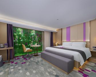 Lavande Hotel Guangzhou Baiyun International Airport - Canton - Camera da letto