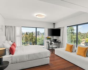 The Athenaeum Luxury Hotel - Athens - Bedroom