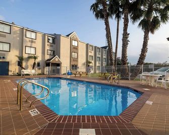 Motel 6-Mcallen, Tx - East - McAllen - Pool