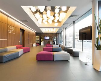Four Points Flex by Sheraton Birmingham Jewellery Quarter - Birmingham - Lobby