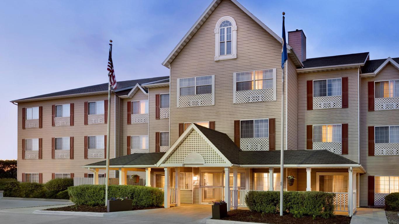 Country Inn & Suites by Radisson, Rochester, MN