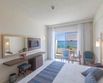 Iliada Beach Hotel - โปรทาราส