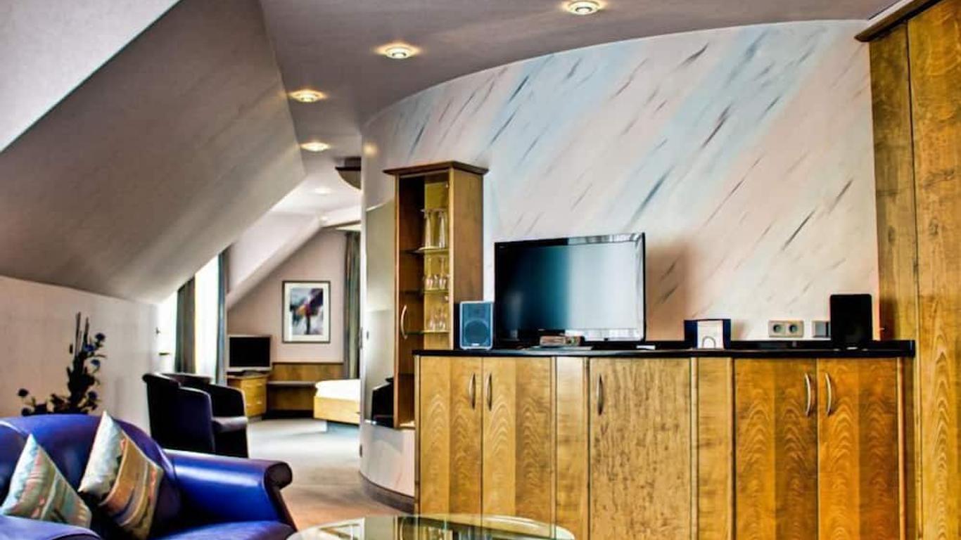 لاند هوتل بروندورفر مولي