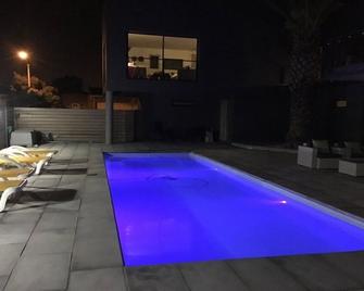 Capetown4U - Ciudad del Cabo - Piscina