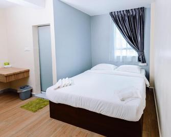 Semrock Hotel - Semporna - Bedroom