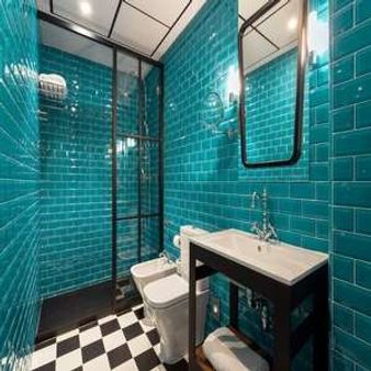 Room Mate Valeria - Málaga - Baño