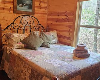 Kays Kabin Appalachian Trail - Suches - Bedroom