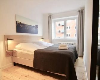 Great Refurbished 2-bed in Amager Island - Copenhagen - Bedroom