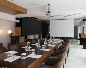 Elia Ermou Athens Hotel - Atenas - Restaurante