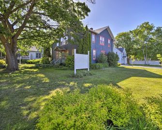 Walk to Dtwn Shops and Eats Sturgeon Bay Retreat - Sturgeon Bay - Edificio