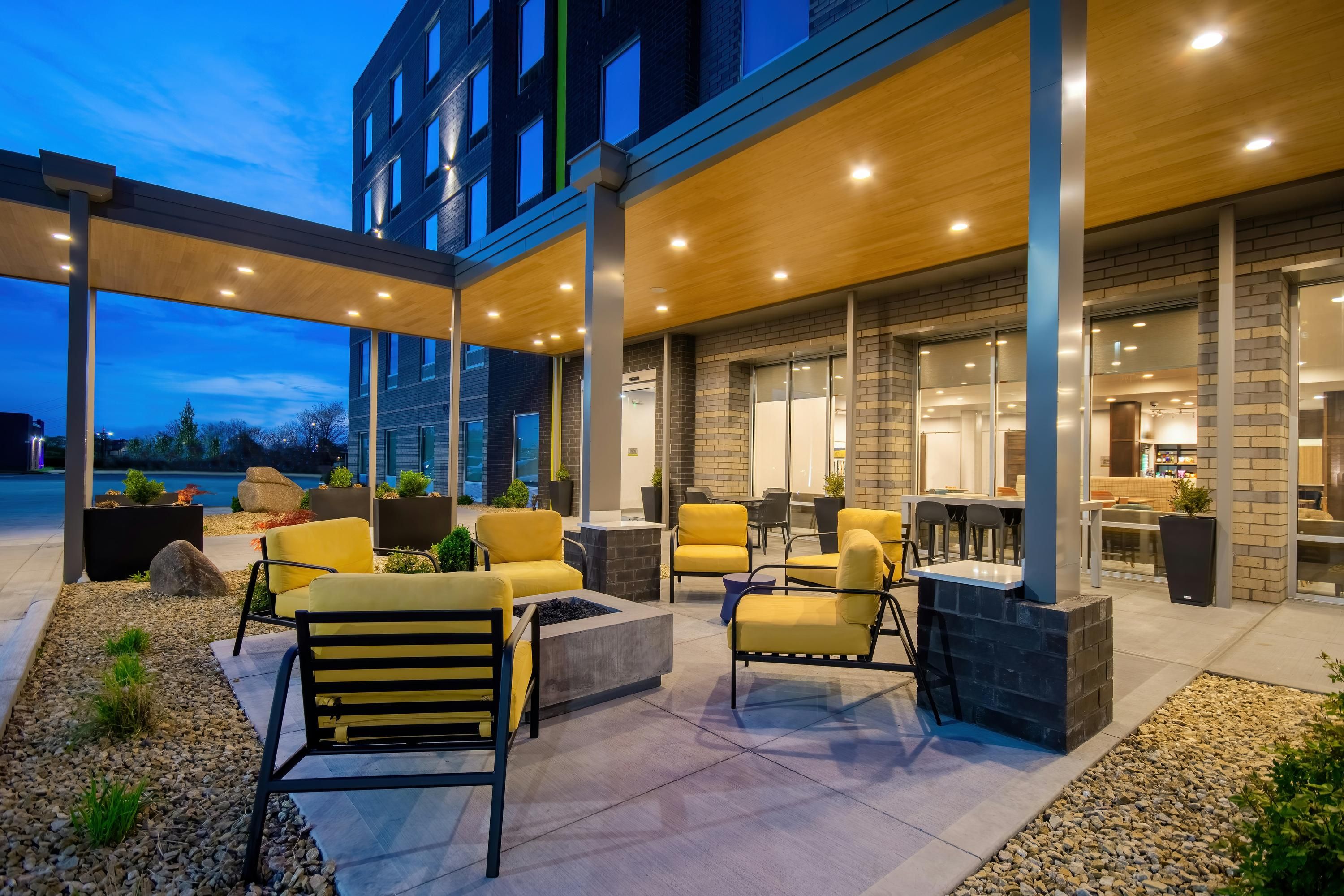Home2 Suites by Hilton West Chester Cincinnati - West Chester - Budova