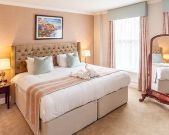 Old Swan Hotel - הארוגייט - חדר שינה