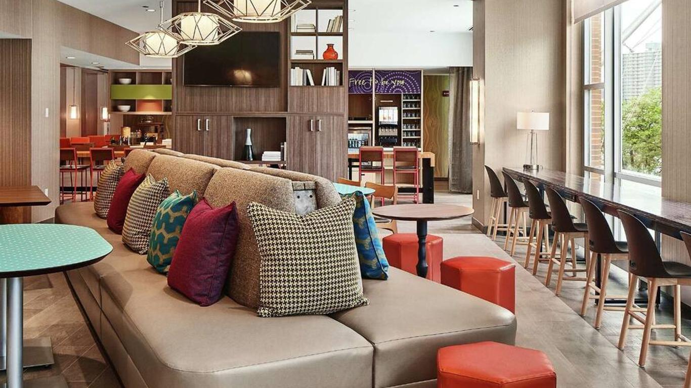 Home2 Suites by Hilton Chicago McCormick Place