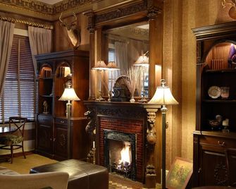 فولي هاوس إن - سافاناه (جورجيا) - ردهة