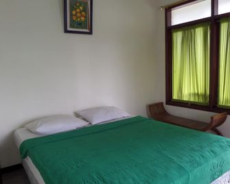 Sukapura Permai Hotel - Sukapura - Habitación