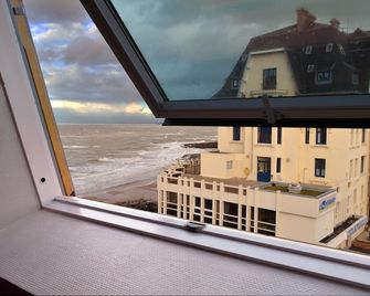 Hotel Des Bains - Granville
