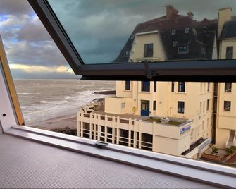 Hotel Des Bains - Granville