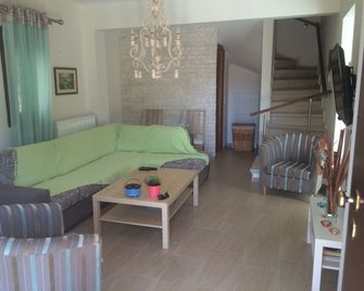 Villa Maria - Toroni - Wohnzimmer