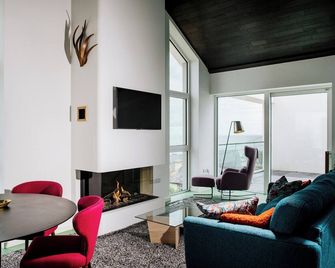 Luxurious 6-bedroom villa overlooking the Atlantic in Ireland's Sunny South East - Ardmore - Salon