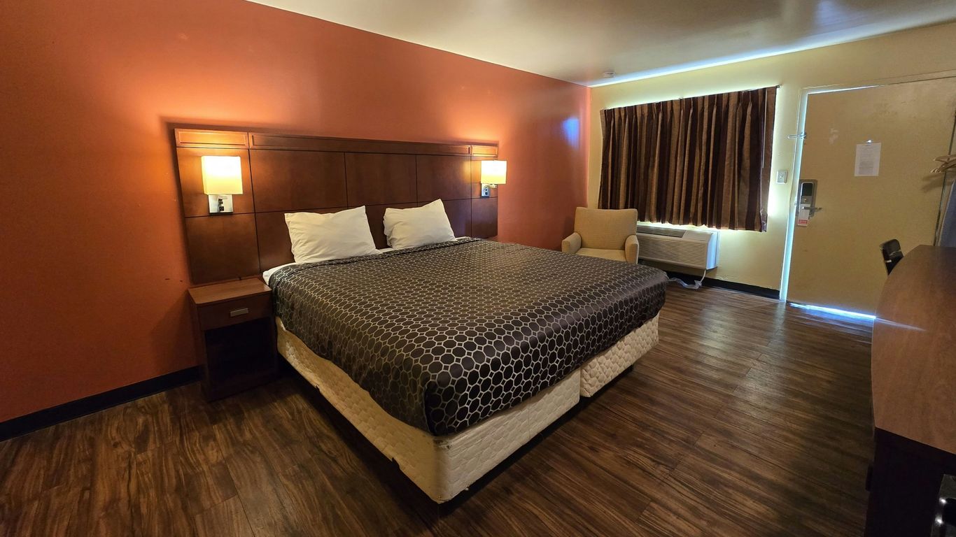 經濟套房酒店 - 紐波特紐斯