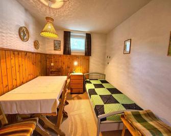 Ferienwohnung Kaltenbach - Schonach im Schwarzwald - Dining room