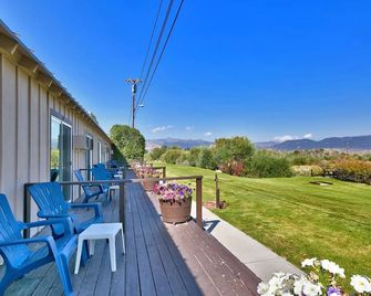 Walker River Lodge - Bridgeport - Balkon