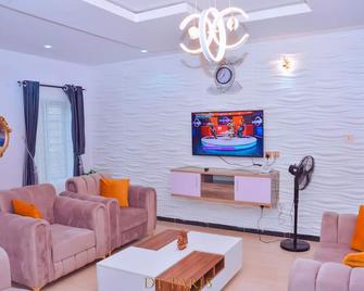 Affordable Luxurious Apartments in the heart of Ibadan - Ibadán - Sala de estar