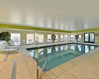 Fairfield Inn & Suites by Marriott Denver Aurora/Parker - Aurora - Pool