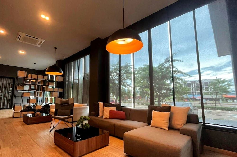 bliQ Hotel Chanthaburi - Chanthaburi - Oleskelutila