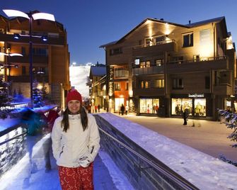 Levi Suites Unna Mannu - Sirkka